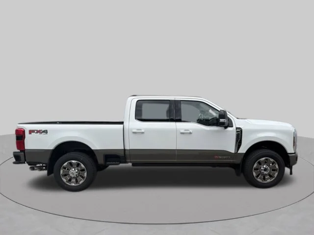 New 2027 Star White Metallic Tri-Coat Ford F-350® King Ranch® image 7