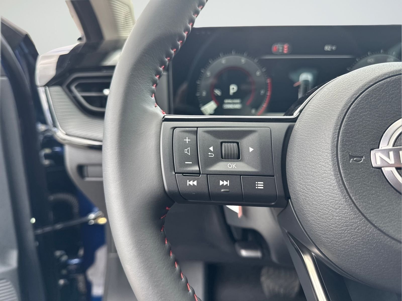 2026 Nissan KICKS SR - Photo 14