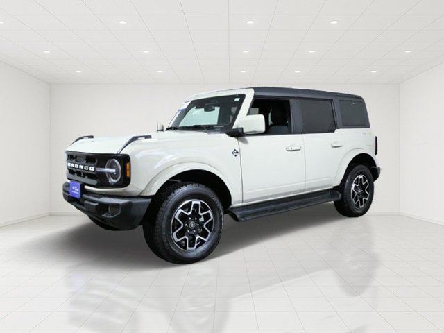 Certified 2025 Ford Bronco 4-Door Outer Banks with VIN 1FMDE8BHXSLA71515 for sale in Apple Valley, Minnesota