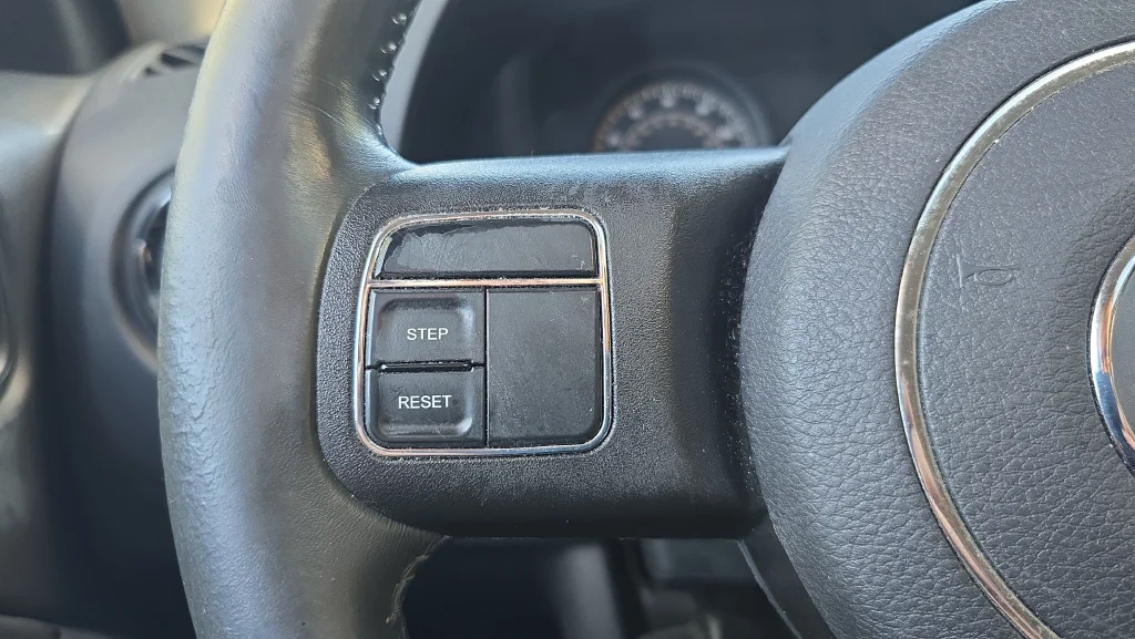 Used 2016 Gray Jeep Latitude image 15