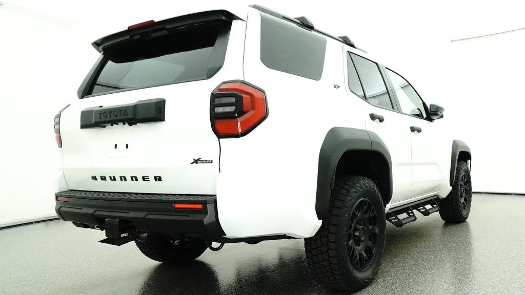 New 2026 Ice Cap Toyota SR5 image 11