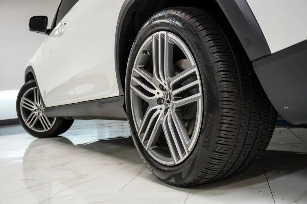 Used 2024 White Mercedes-Benz GLS 450 image 10