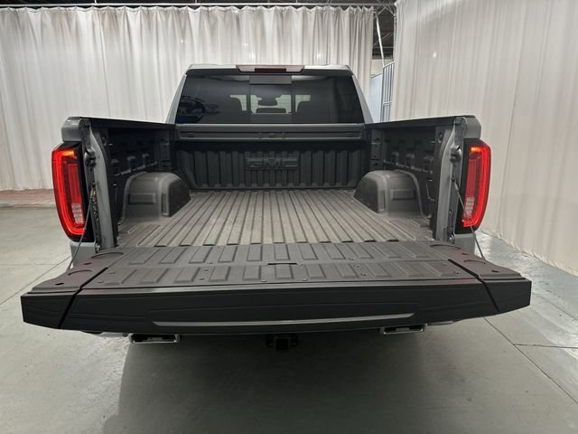 2026 GMC Sierra 1500 SLT - Photo 21