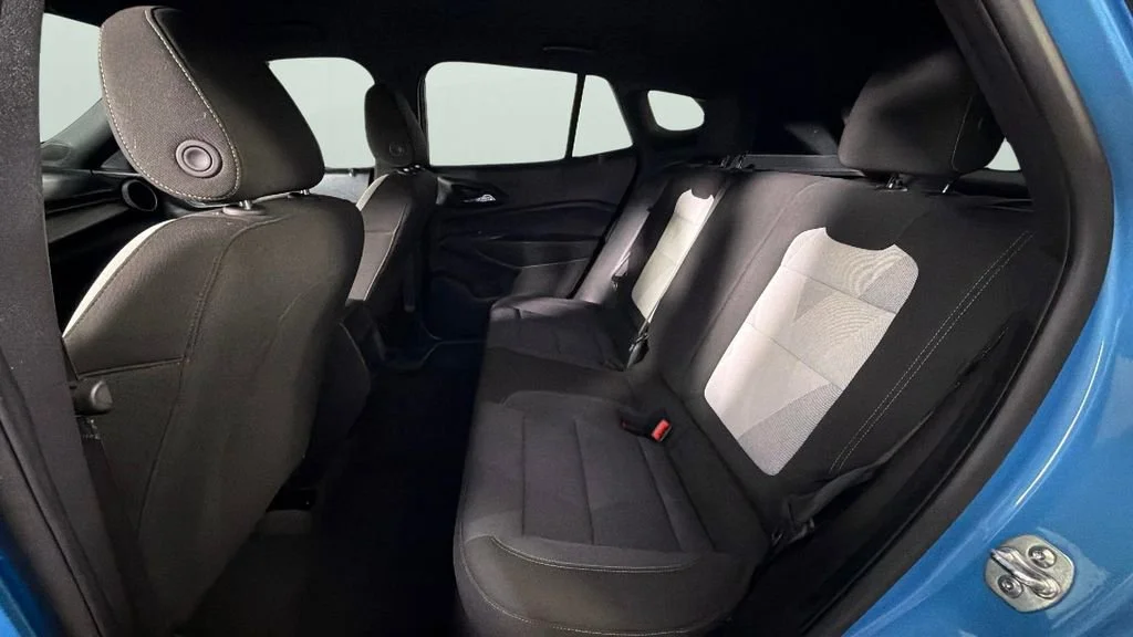 Used 2025 Marina Blue Metallic Chevrolet 1RS image 26