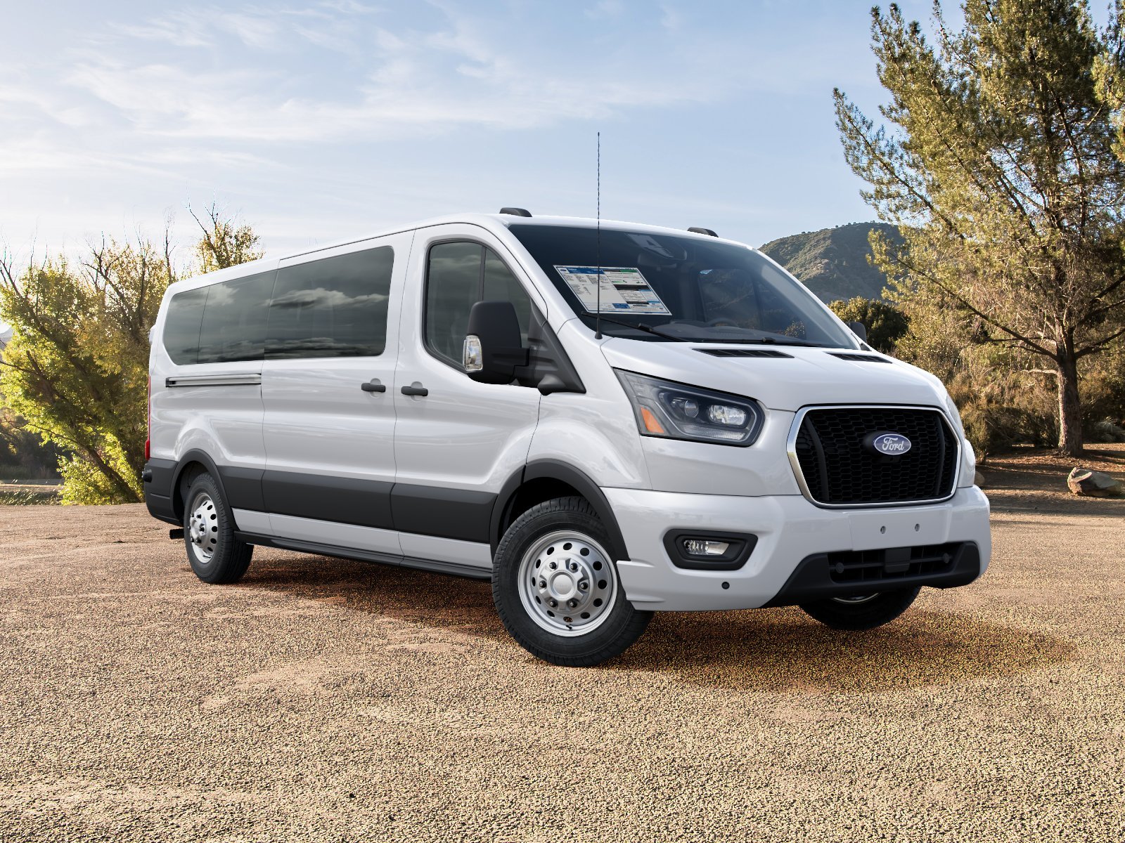 New 2027 Oxford White Ford Passenger Van XLT image 4