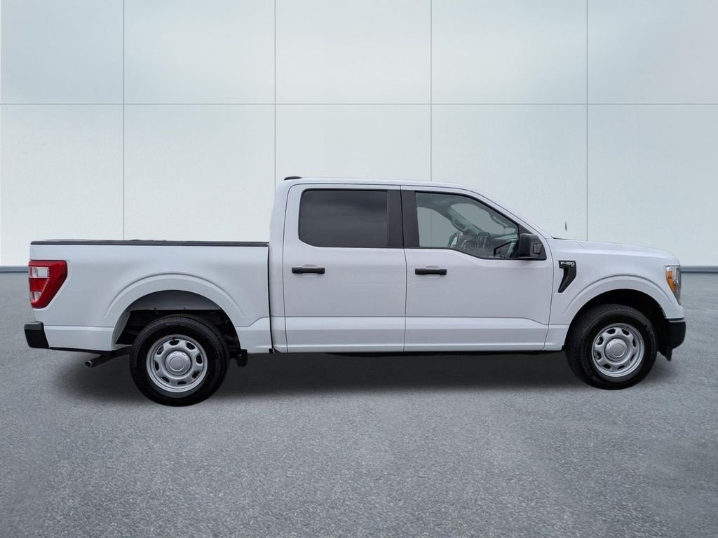 Used 2022 White Ford XL image 7