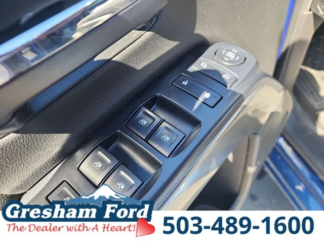 Used 2017 Deep Ocean Blue Metallic Chevrolet LT image 19