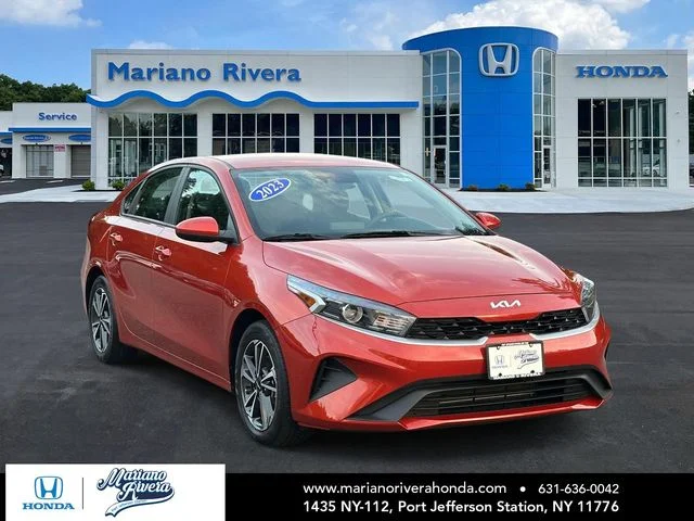 Used 2023 Fire Kia LXS image 1