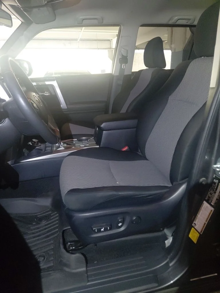 Used 2020 Gray Toyota SR5 image 5