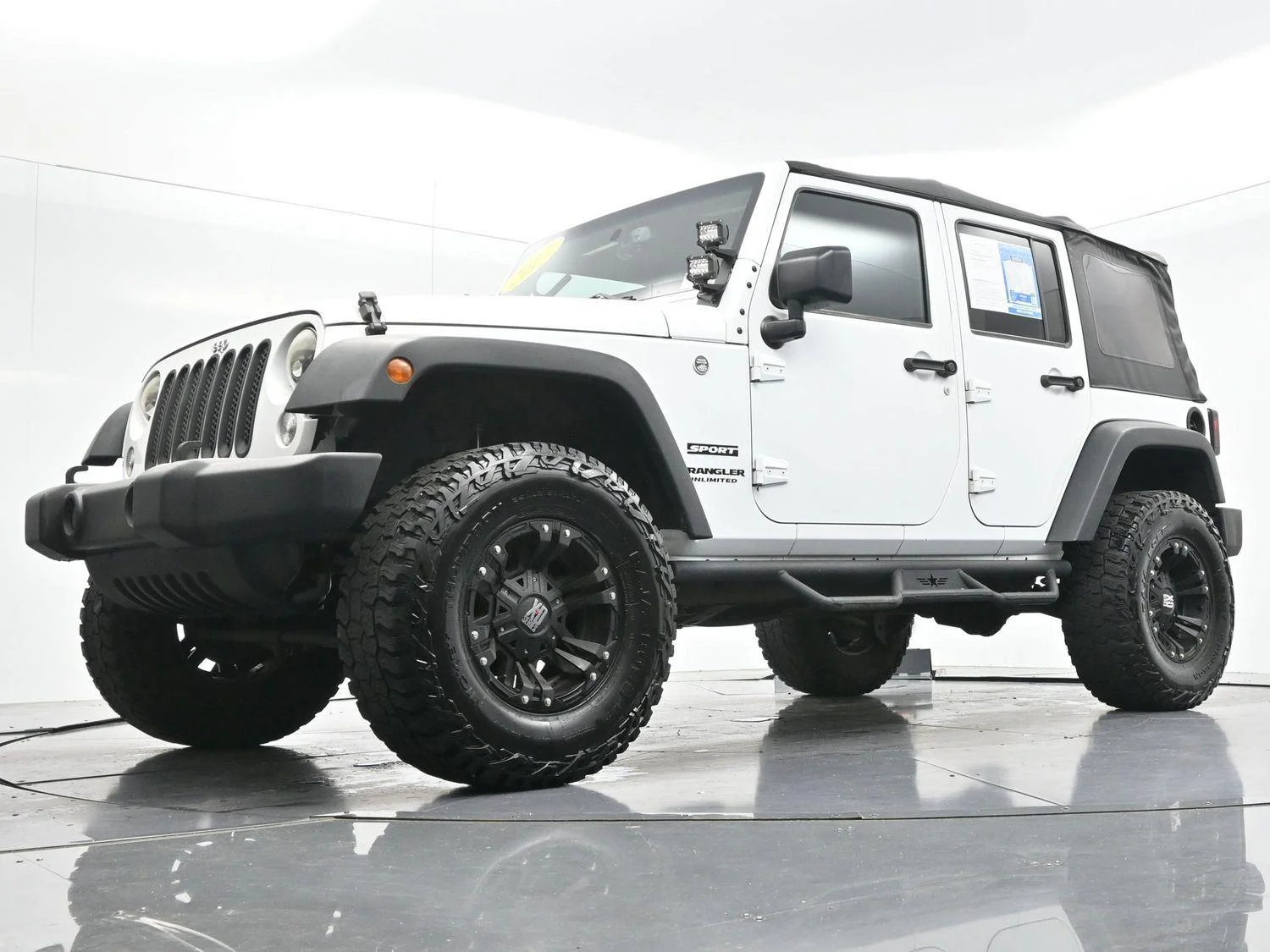 Used 2017 Bright White Clearcoat Jeep Sport image 42
