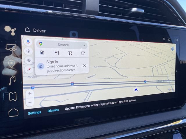 Used 2022 Summit White GMC AT4 image 18