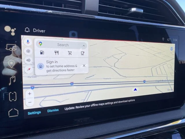 Used 2022 Summit White GMC AT4 image 18