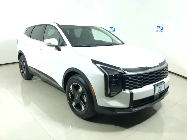 2026 Kia Sportage 2.5 LX AT's photo