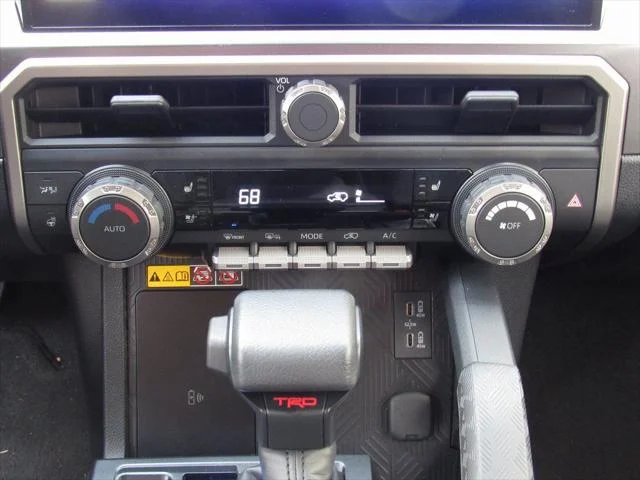 2025 Toyota 4Runner TRD Off-Road Premium - Photo 32