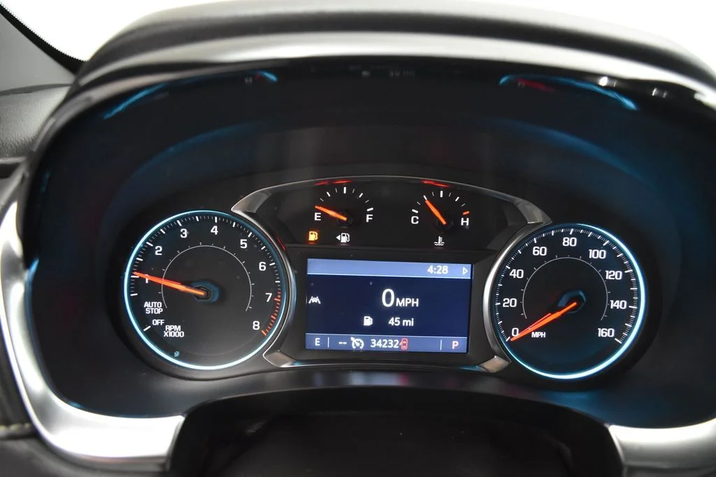 Used 2023 White Chevrolet LT Leather image 10