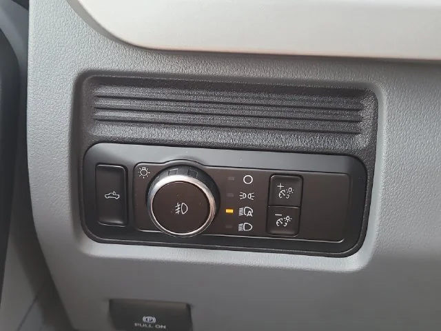 New 2027 Gray Metallic Ford XL 4WD CREW CAB image 28