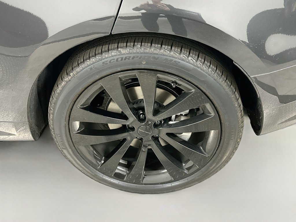 Used 2026 Gray Land Rover Dynamic SE image 34