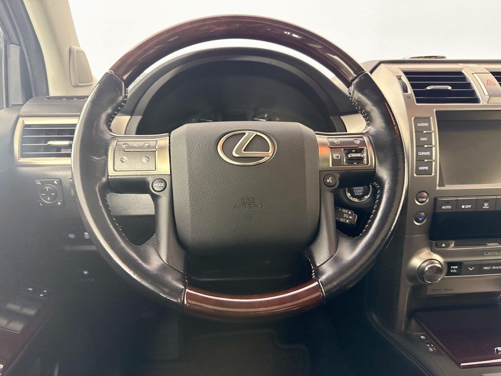 Used 2019 Nebula Gray Pearl Lexus GX 460 Premium image 33