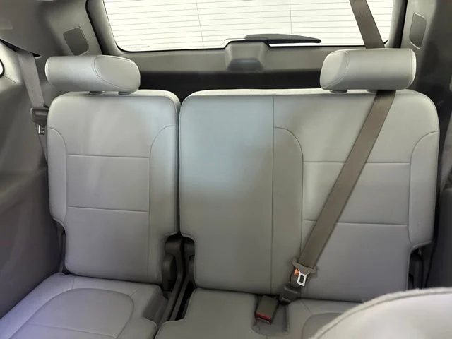 Used 2019 Gray Chevrolet 3LT image 30