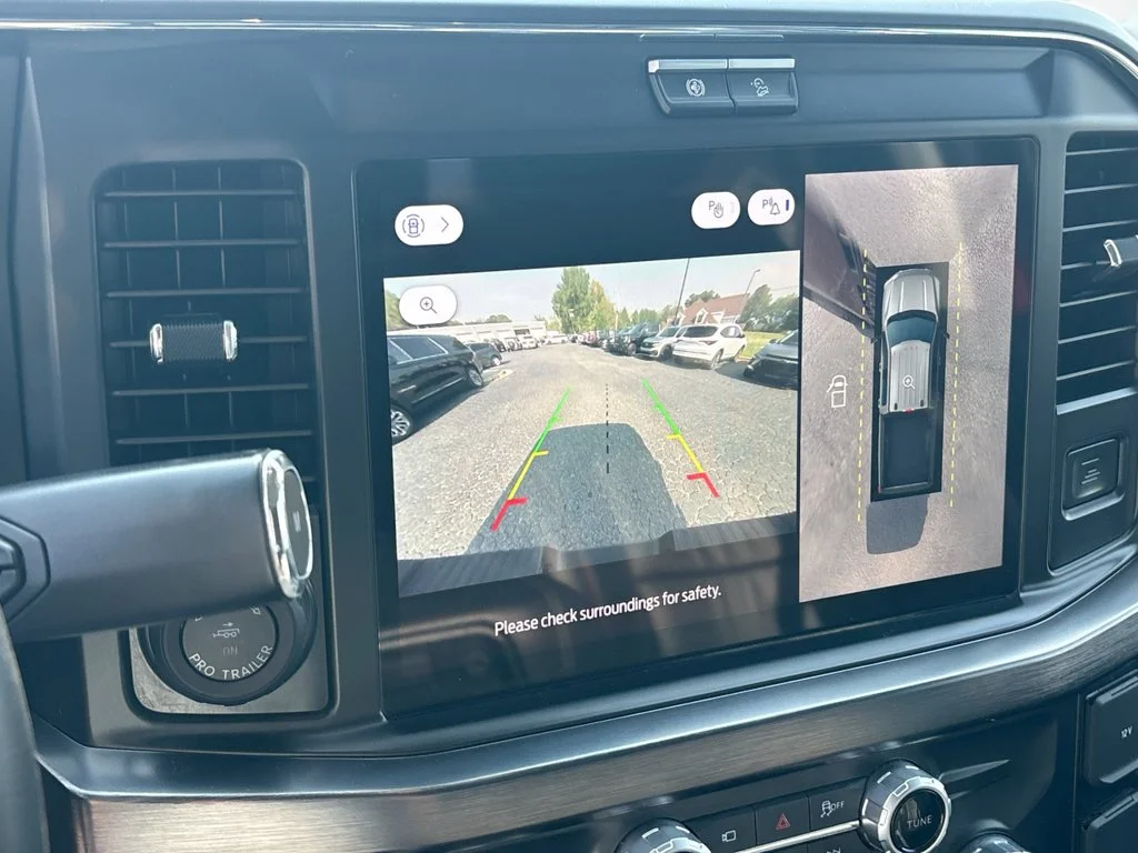 Used 2025 Red Ford Lariat image 35
