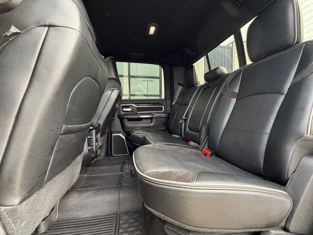 Used 2019 Black Ram Laramie image 7