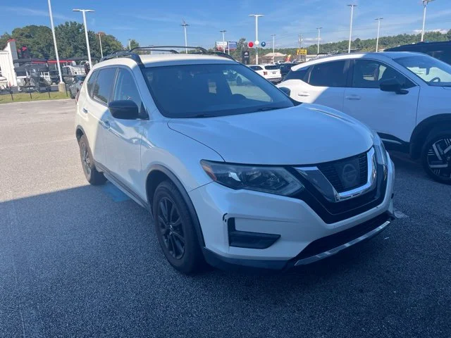 Used 2017 White Nissan SV image 4