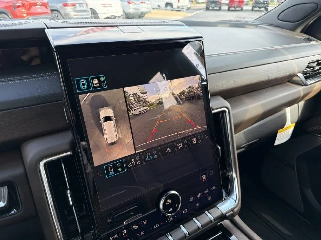 New 2027 Glacier White Tricoat GMC Denali Ultimate image 27