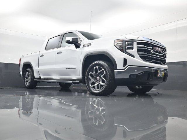 2023 GMC Sierra 1500 SLT - Photo 23