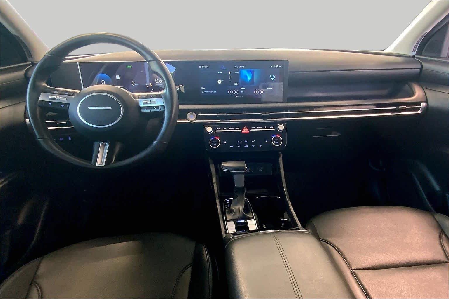 Certified Used 2025 Shimmering Silver Hyundai SEL Convenience image 15