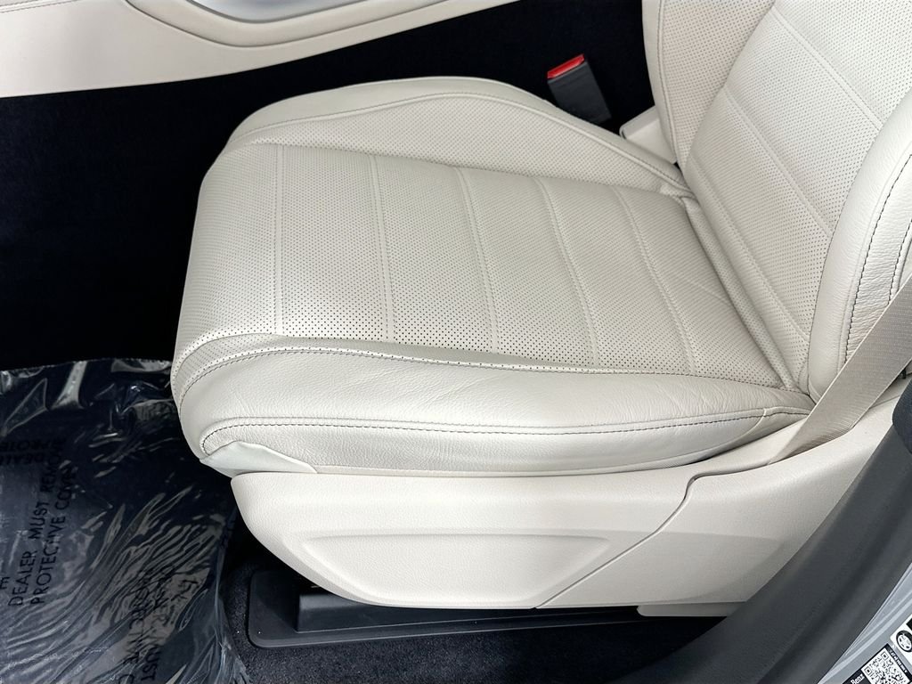 New 2026 MANUFAKTUR Alpine Grey Mercedes-Benz GLE 450 Coupe image 20