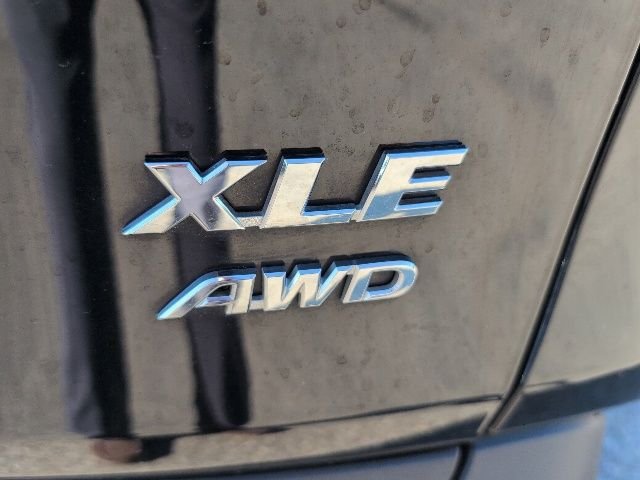 Used 2024 Black Toyota XLE image 19