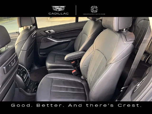 Used 2022 Gray BMW xDrive40i image 28