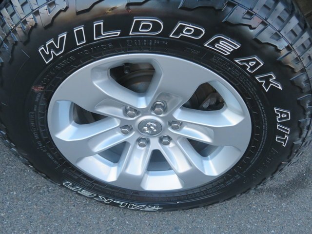 Used 2020 Granite Crystal Metallic Clearcoat Ram Laramie image 35