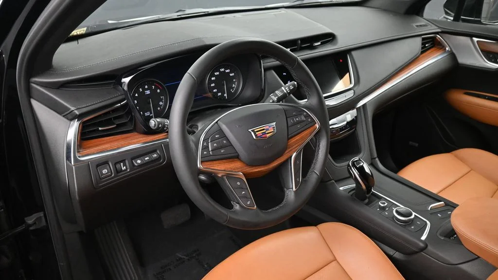 Certified Used 2025 Black Cadillac Premium Luxury image 7