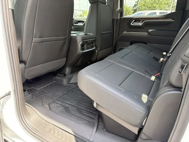 New 2026 Summit White GMC Elevation image 18