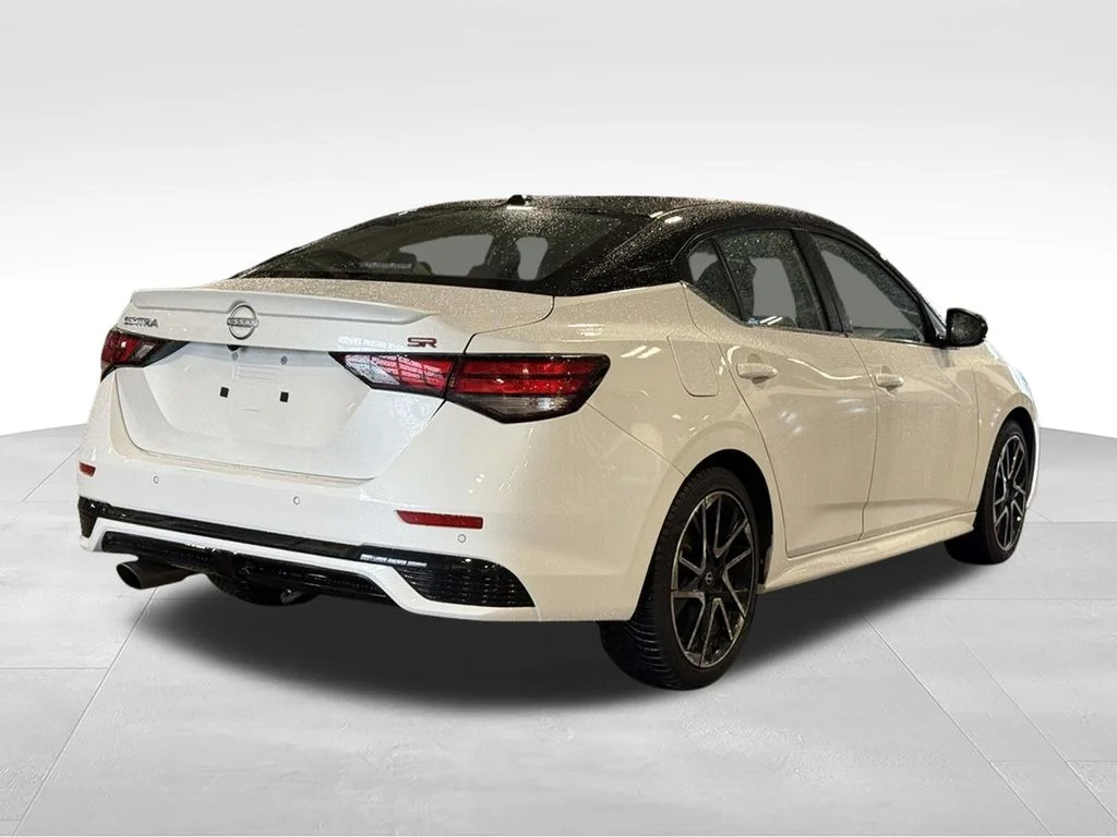 Used 2025 White Nissan SR image 28