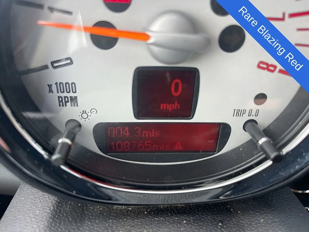 Used 2013  MINI S image 24