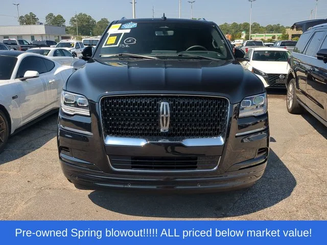 Used 2024 Black Lincoln Reserve image 6