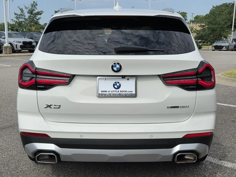 Used 2023 Alpine White BMW SDRIVE30I SPORTS ACTIVITY VEHICLE image 4