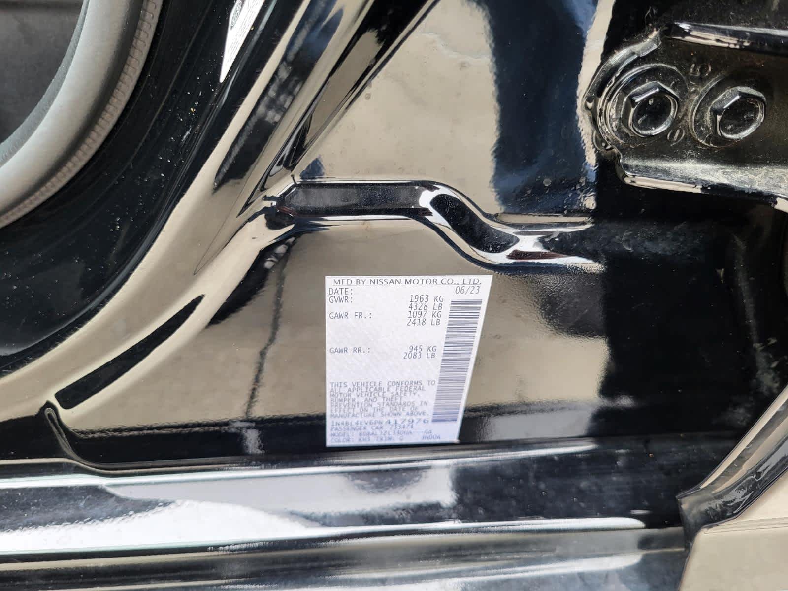 Used 2023 Super Black Nissan 2.5 SL image 28