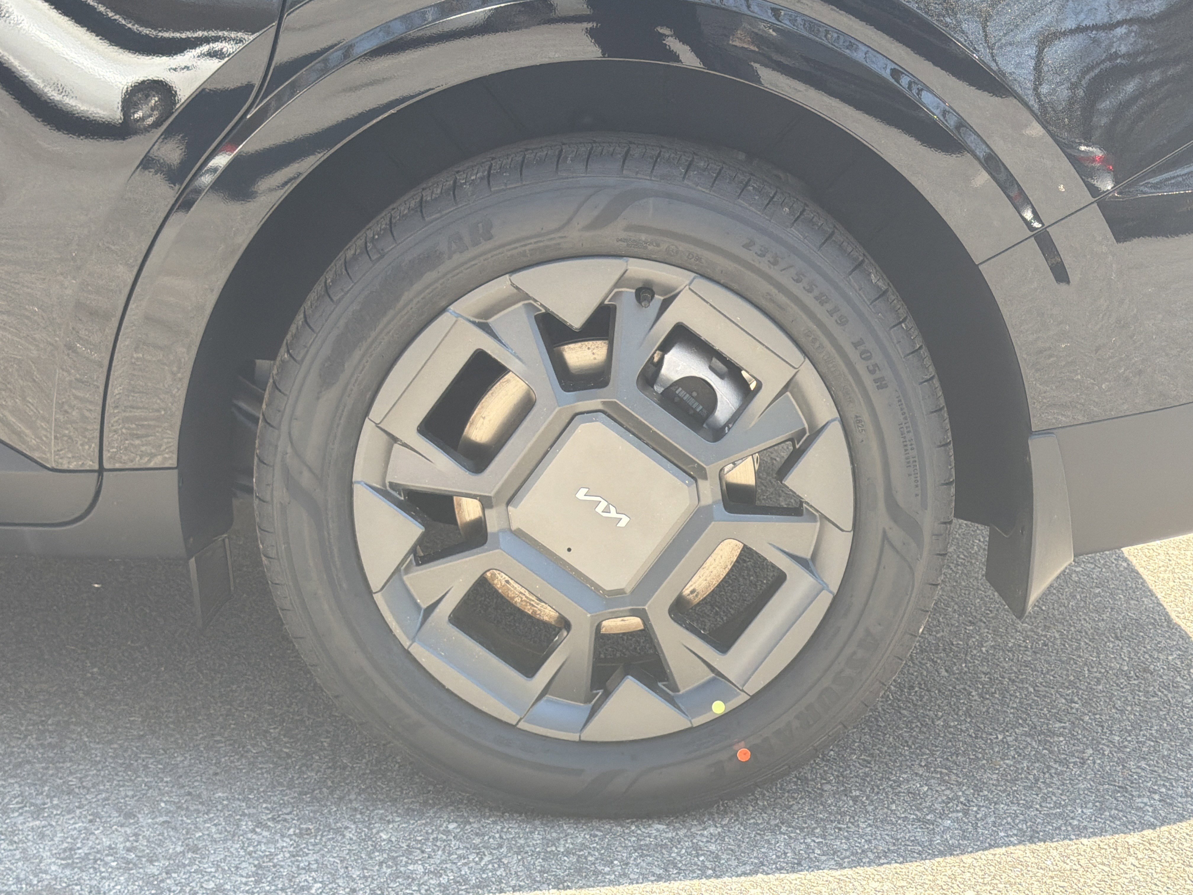 New 2026 Aurora Black Pearl Kia EX image 33