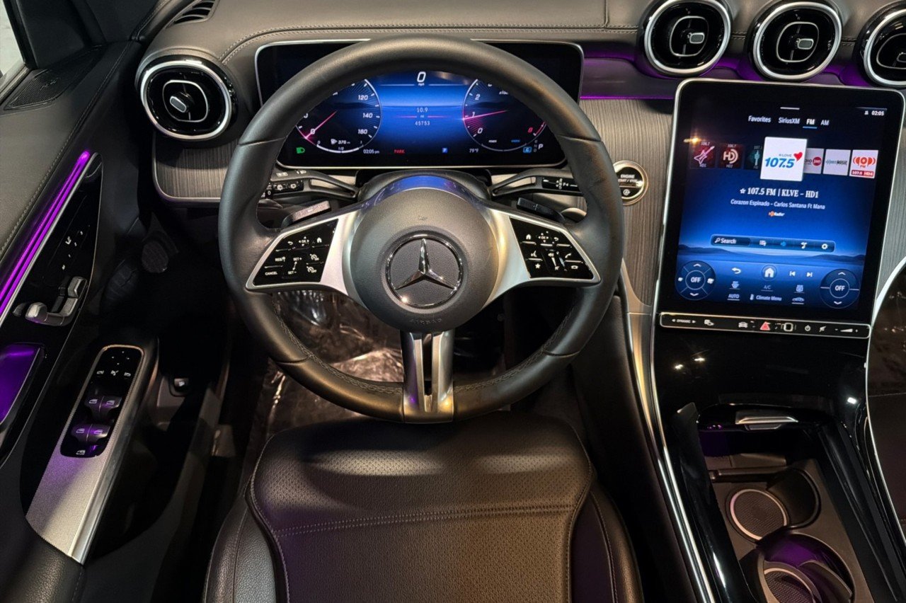 Used 2024 Cirrus Silver Metallic Mercedes-Benz GLC 300 image 13