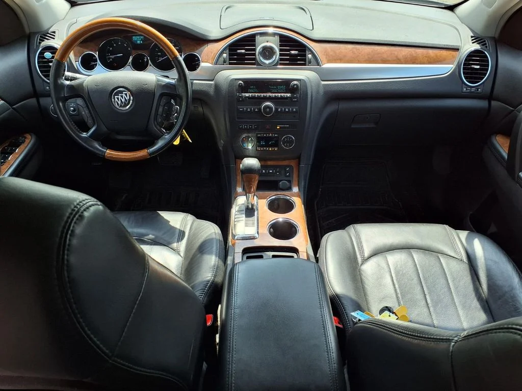 Used 2009 Green Buick CXL image 10