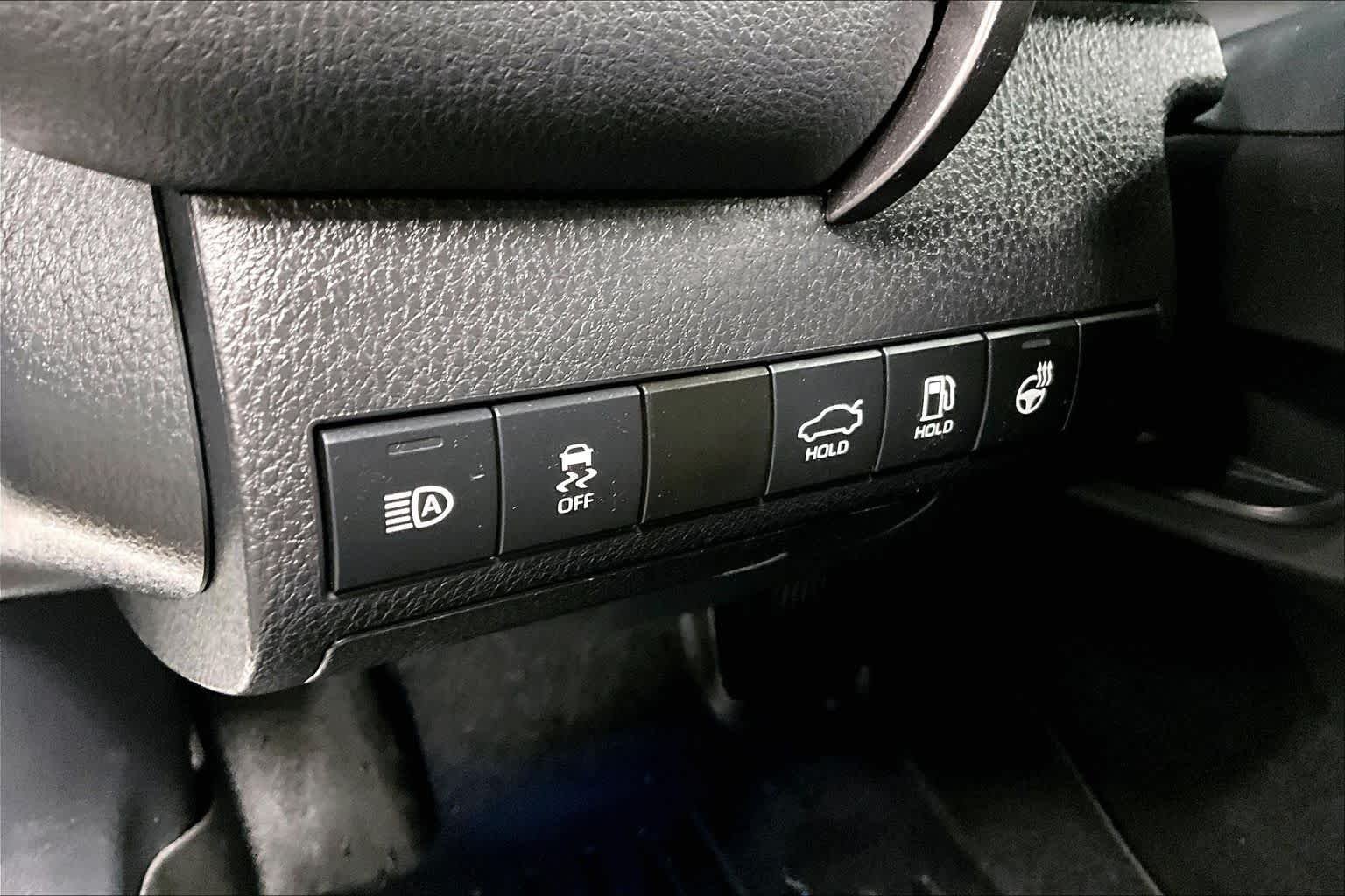 Certified Used 2021 Wind Chill Pearl Toyota XSE image 33