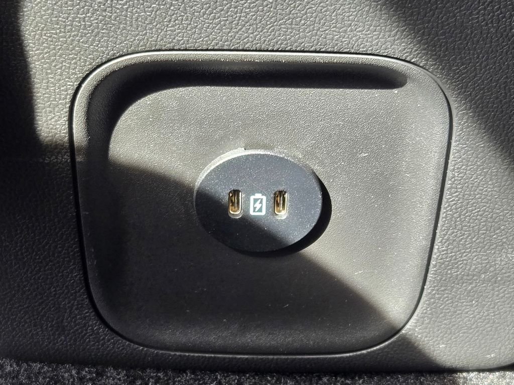 2025 Ford Escape ST-Line - Photo 24