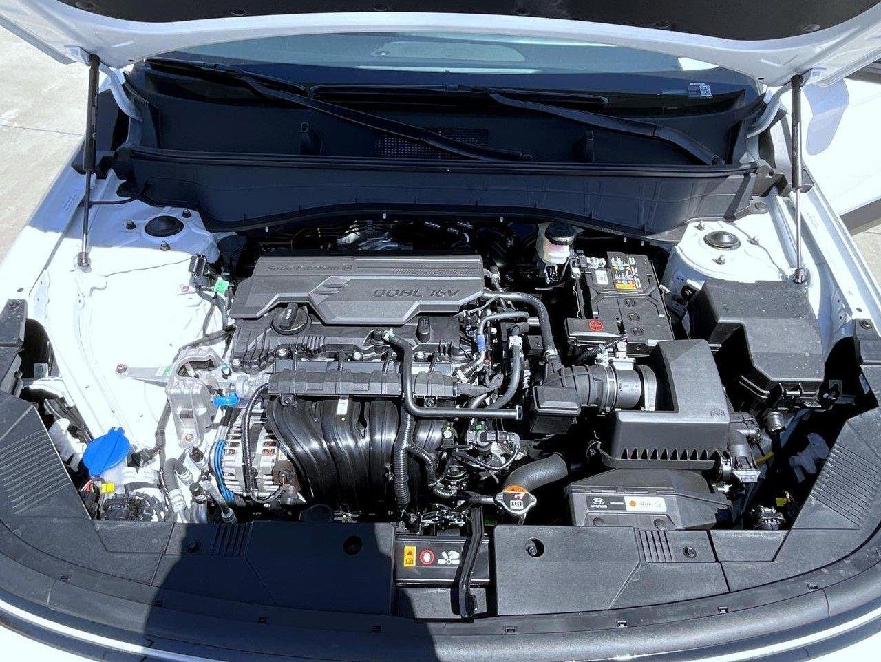 New 2026 White Hyundai SEL Sport image 25