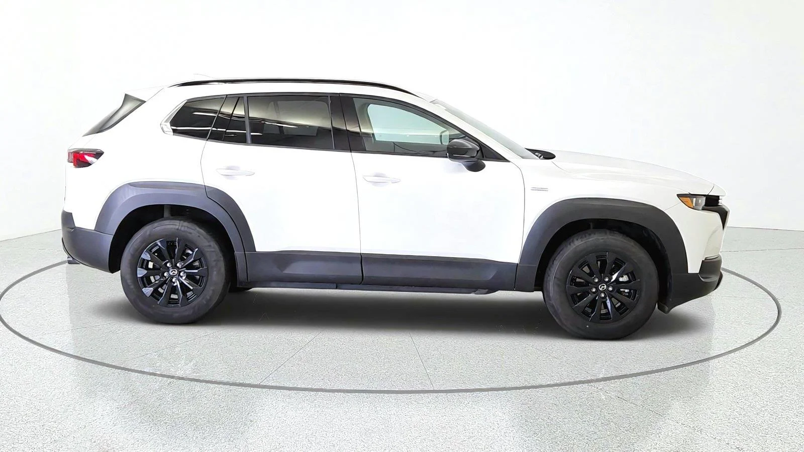 Used 2025 Wind Chill Pearl Mazda Premium Package image 10