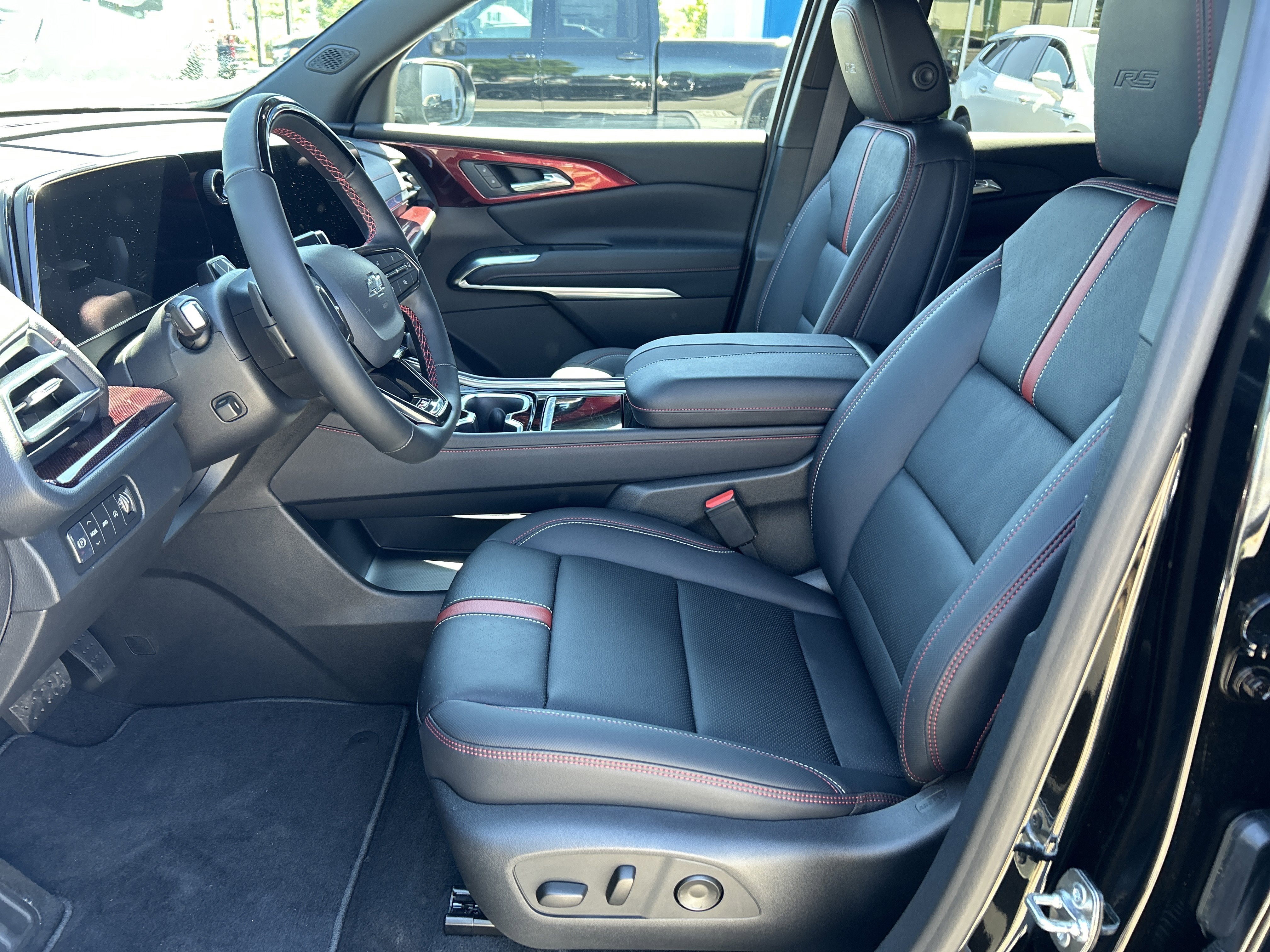 New 2026 Mosaic Black Metallic Chevrolet RS image 9