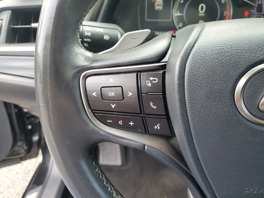 Used 2020 Black Lexus 350 image 23