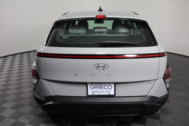 2024 Hyundai Kona SE - Photo 7